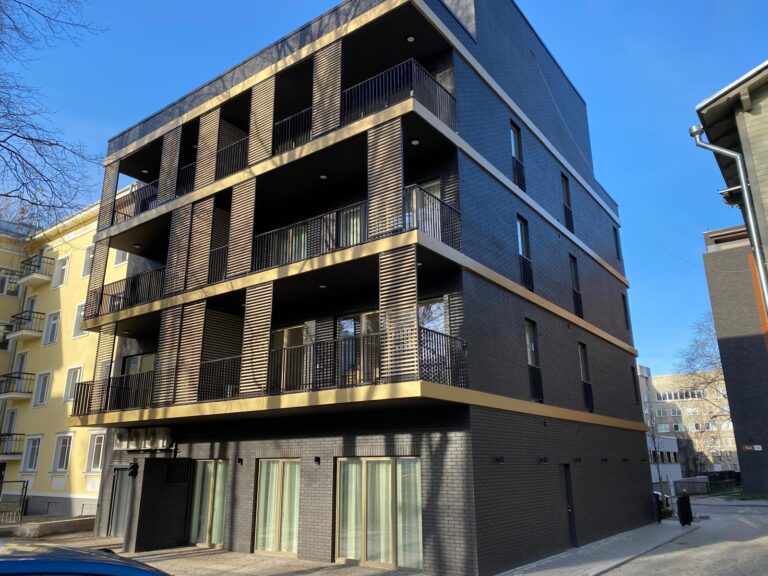 Korterelamu fassaaditööd